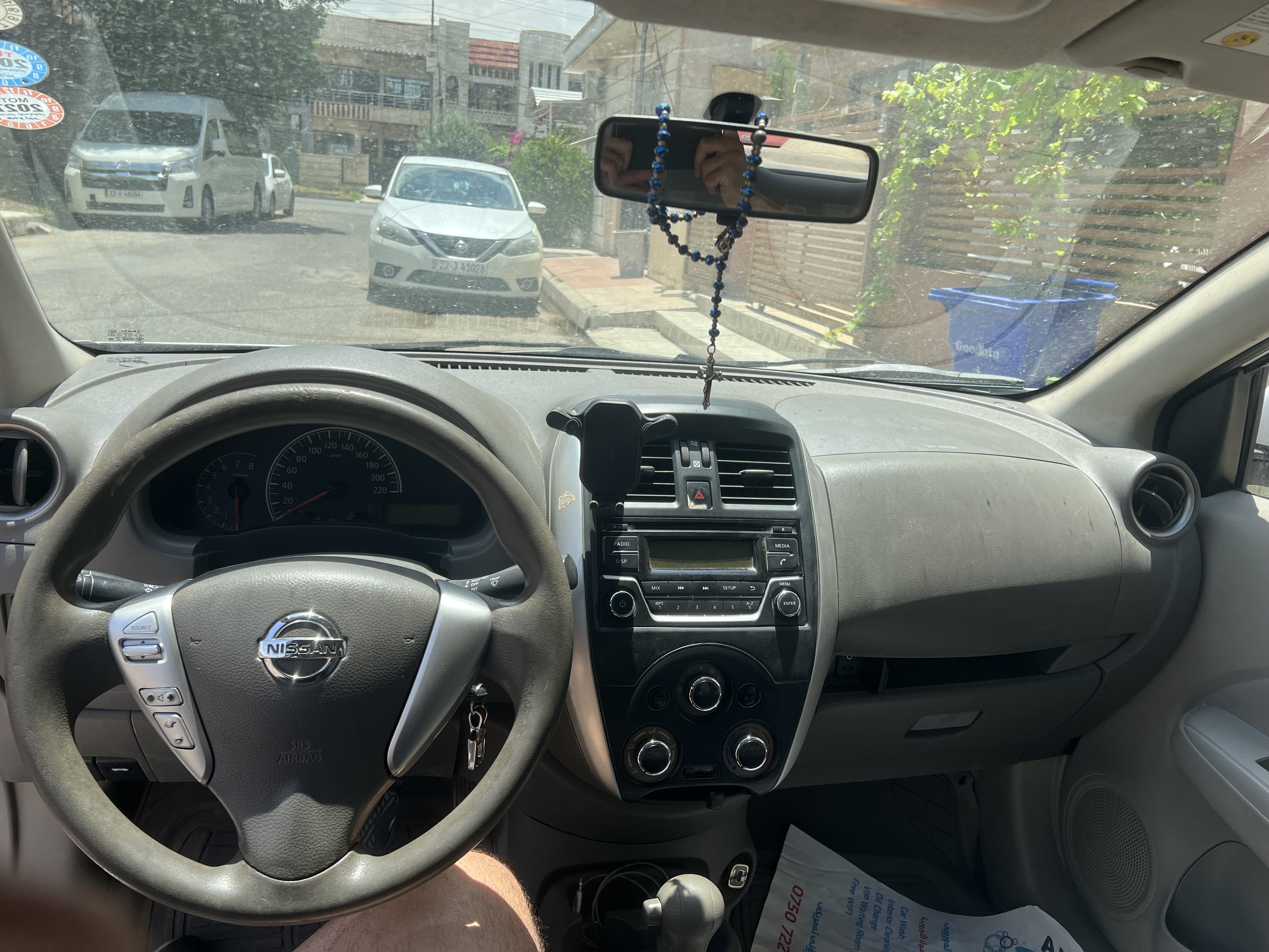 2015 Nissan Sunny photo 4
